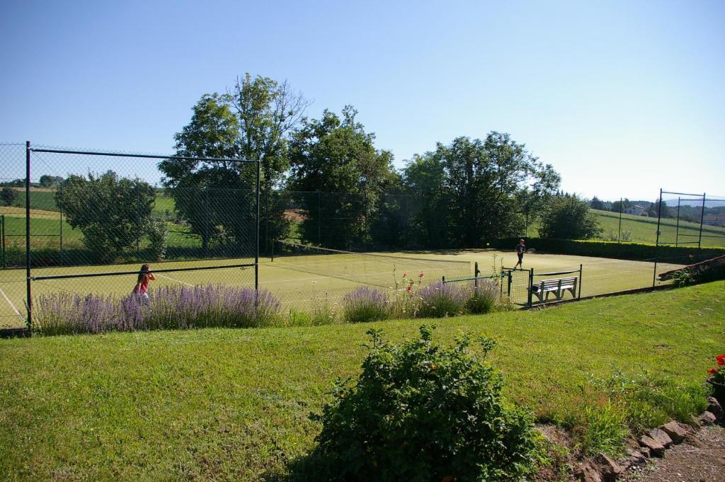 Chez Jacotte Et Elia Bed & Breakfast Saint-Galmier Exterior photo